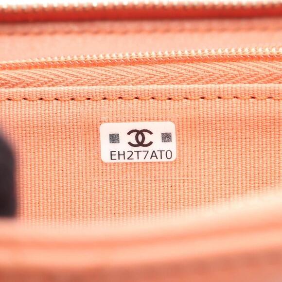 CHANEL Pink Lambskin Leather Wallet - Picture 5 of 8